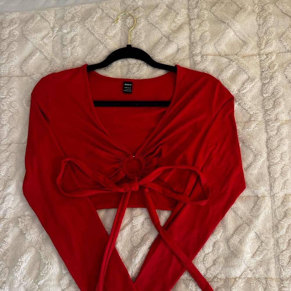 Red long sleeve Tie